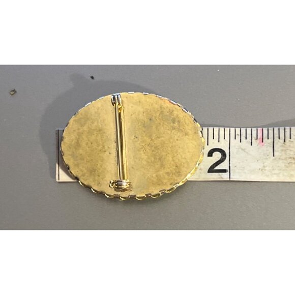 Vintage Floral Hand-Painted Brooch Pin Pink Blue Flowers Scalloped Edge Estate - Picture 5 of 5